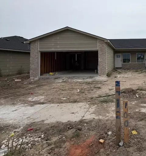 2920 S Denene # 100, Wichita, KS 67215