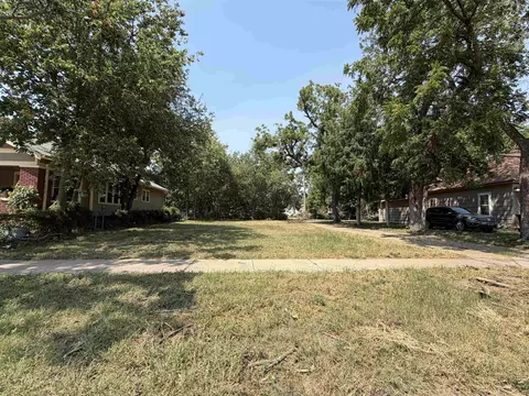 234 S Phillips Ave, Salina, KS 67401