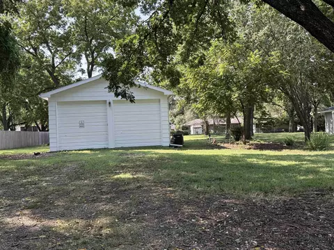 Exterior - 3100 N Ohio, Augusta, KS 67010 photo 2 of 8