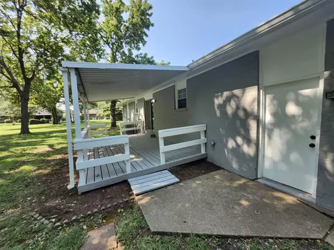 Exterior - 3100 N Ohio, Augusta, KS 67010 photo 4 of 8