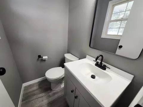 Bath - 3100 N Ohio, Augusta, KS 67010 photo 2 of 3