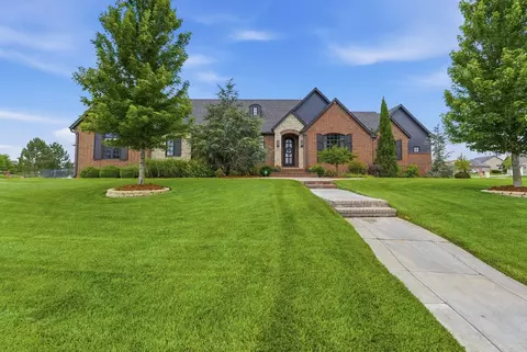 2035 S Welsh St, Wichita, KS 67230