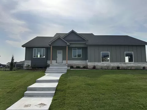 3407 S Dalton St, Wichita, KS 67210