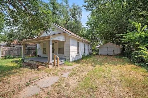 1024 S Greenwood Ave, Wichita, KS 67211