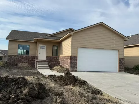 8979 N Joshua St, Bel Aire, KS 67226