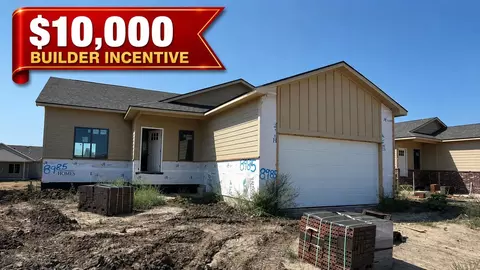 8985 N Joshua Dr, Bel Aire, KS 67226