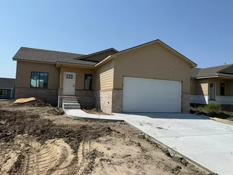 8991 N Joshua Dr, Bel Aire, KS 67226