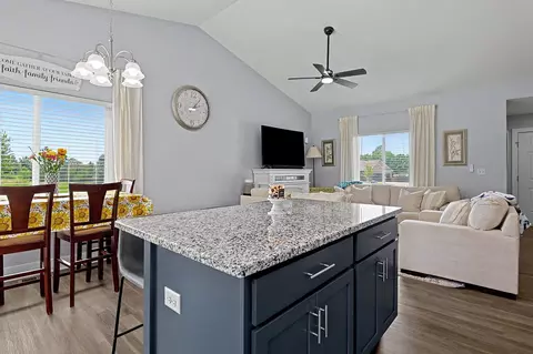 Kitchen - 1237 E Sontag, Derby, KS 67037 photo 4 of 7