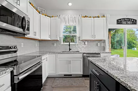 Kitchen - 1237 E Sontag, Derby, KS 67037 photo 2 of 7