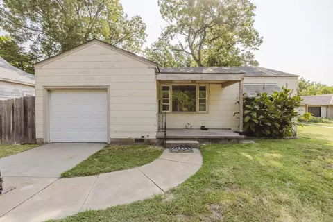 1942 N Jeanette, Wichita, KS 67203