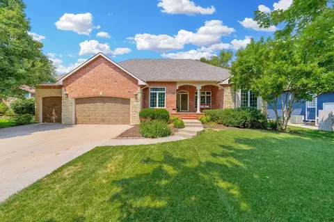 2825 N Spring Meadow Ct, Wichita, KS 67205