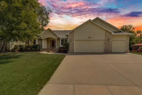 10009 W Britton St, Wichita, KS 67205