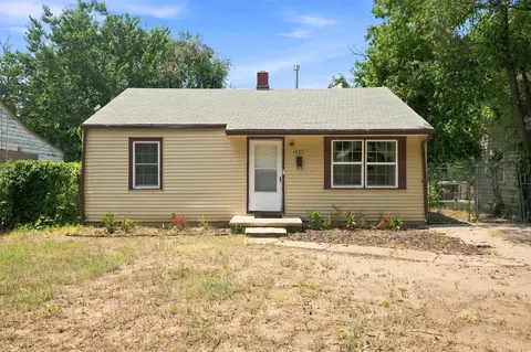 1833 N N Grn, Wichita, KS 67214