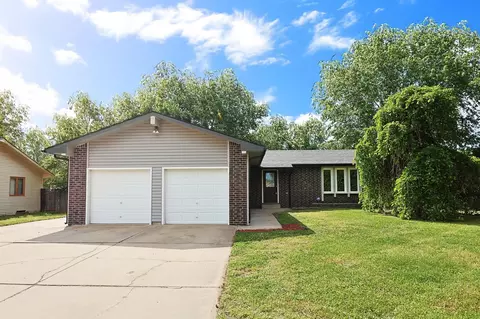440 N Linden, Haysville, KS 67060