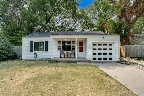 3051 S Elizabeth Ave, Wichita, KS 67217