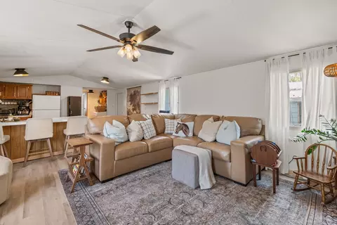 Living - 9901 E 103rd St S, Mulvane, KS 67110 photo 2 of 4