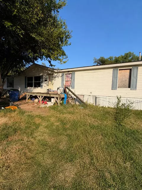 131 W Daniel, Haysville, KS 67060