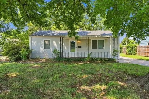 253 N Nelson Ave, Haysville, KS 67060