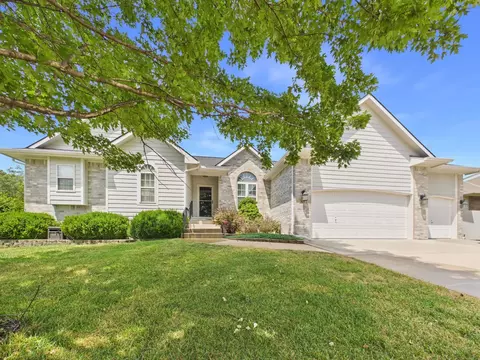 925 S Sandalwood, Wichita, KS 67230