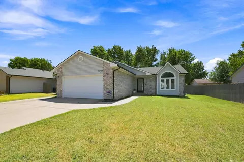 11803 W Murdock Ave, Wichita, KS 67212