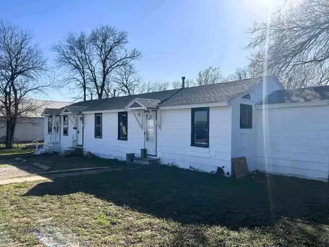 1220 S C St Apt 1222 1224 #1222, 1224, Wellington, KS 67152