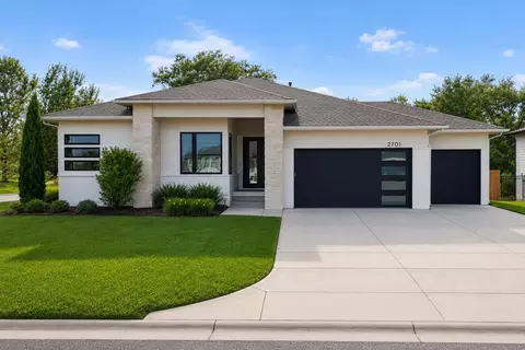 2701 N Curtis St, Wichita, KS 67205