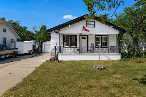 2614 W Douglas Ave, Wichita, KS 67203
