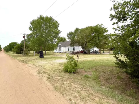 1006 NW 70 Rd, Attica, KS 67009