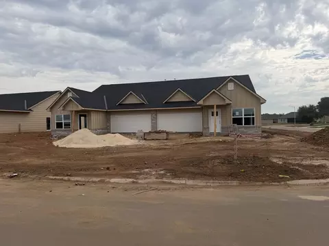 802 N Wheatland St UNIT 200, Wichita, KS 67235