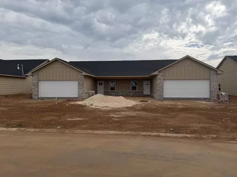 806 N Wheatland St UNIT 100, Wichita, KS 67235