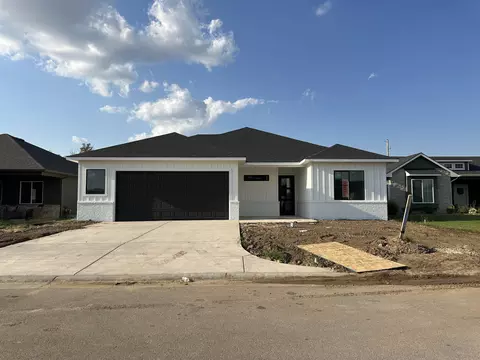4430 N Sunny Ct, Wichita, KS 67205