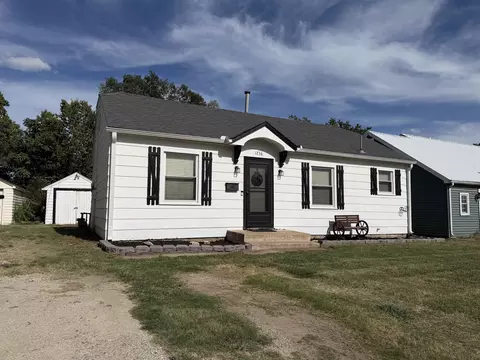 1236 N Dearborn St, Augusta, KS 67010