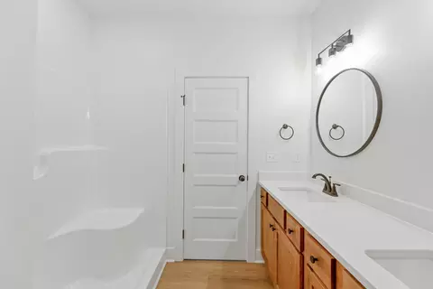 Bath - 12008 W Arvada Blvd, Maize, KS 67101 photo 5 of 6