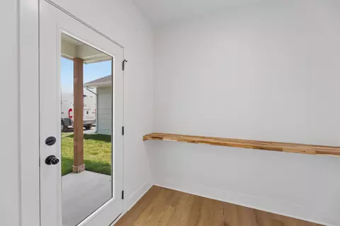 Entry Way - 12008 W Arvada Blvd, Maize, KS 67101 photo 3 of 4