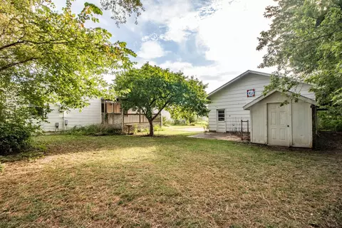 Exterior - 623 E Mulvane, Mulvane, KS 67110 photo 6 of 7