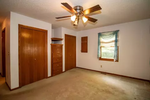 Bedroom - 623 E Mulvane, Mulvane, KS 67110 photo 1 of 6