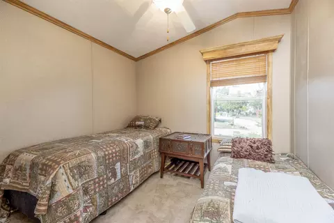 Bedroom - 2257 Lookout Point Rd, Fall River, KS 67047 photo 3 of 5
