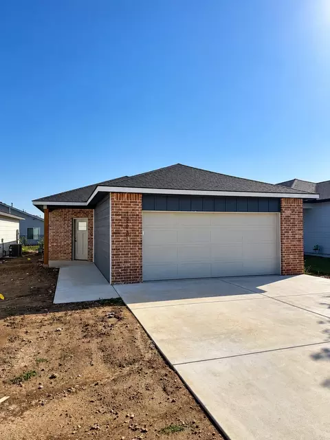 12831 E Willowgreen St, Wichita, KS 67230