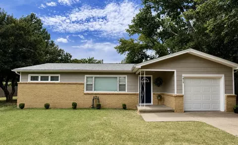 1815 N 9th, Arkansas City, KS 67005