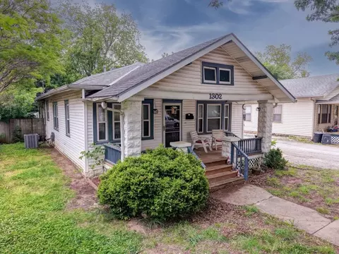 1302 Hackney, Winfield, KS 67156