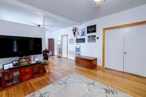 Entry Way - 1302 Hackney, Winfield, KS 67156 photo 1 of 1