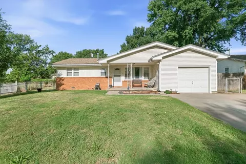 1309 N Baltimore Ave, Derby, KS 67037