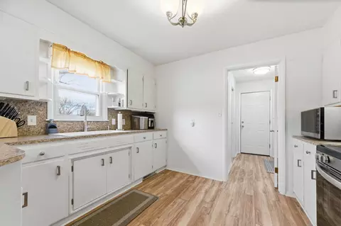 Kitchen - 421 Epp St, Andover, KS 67002 photo 1 of 2