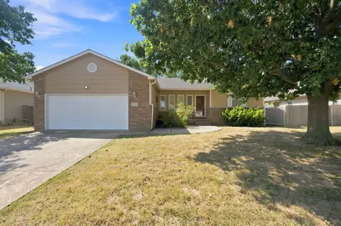 5711 W 40th St S, Wichita, KS 67215