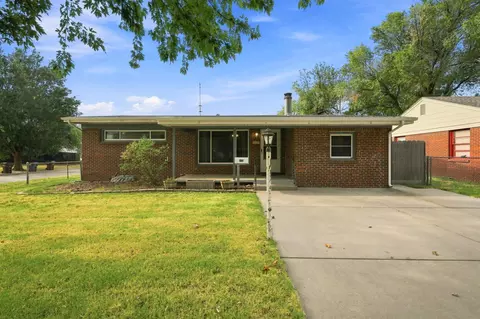 1421 E 31st St S, Wichita, KS 67216
