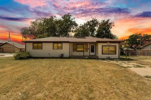 2259 S Walnut St, Wichita, KS 67213