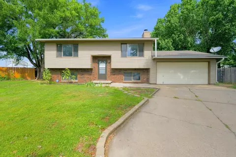 4523 S Washington Ct, Wichita, KS 67216