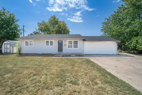3102 S Palisade, Wichita, KS 67217