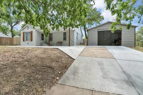 1514 Matlock Dr, Wichita, KS 67208