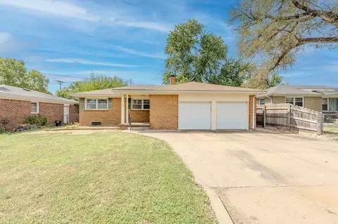 917 W Grand, Haysville, KS 67060